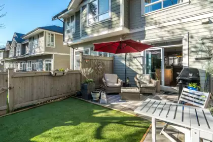Front Yard Photo of 45 2955 156 Street, Surrey, BC