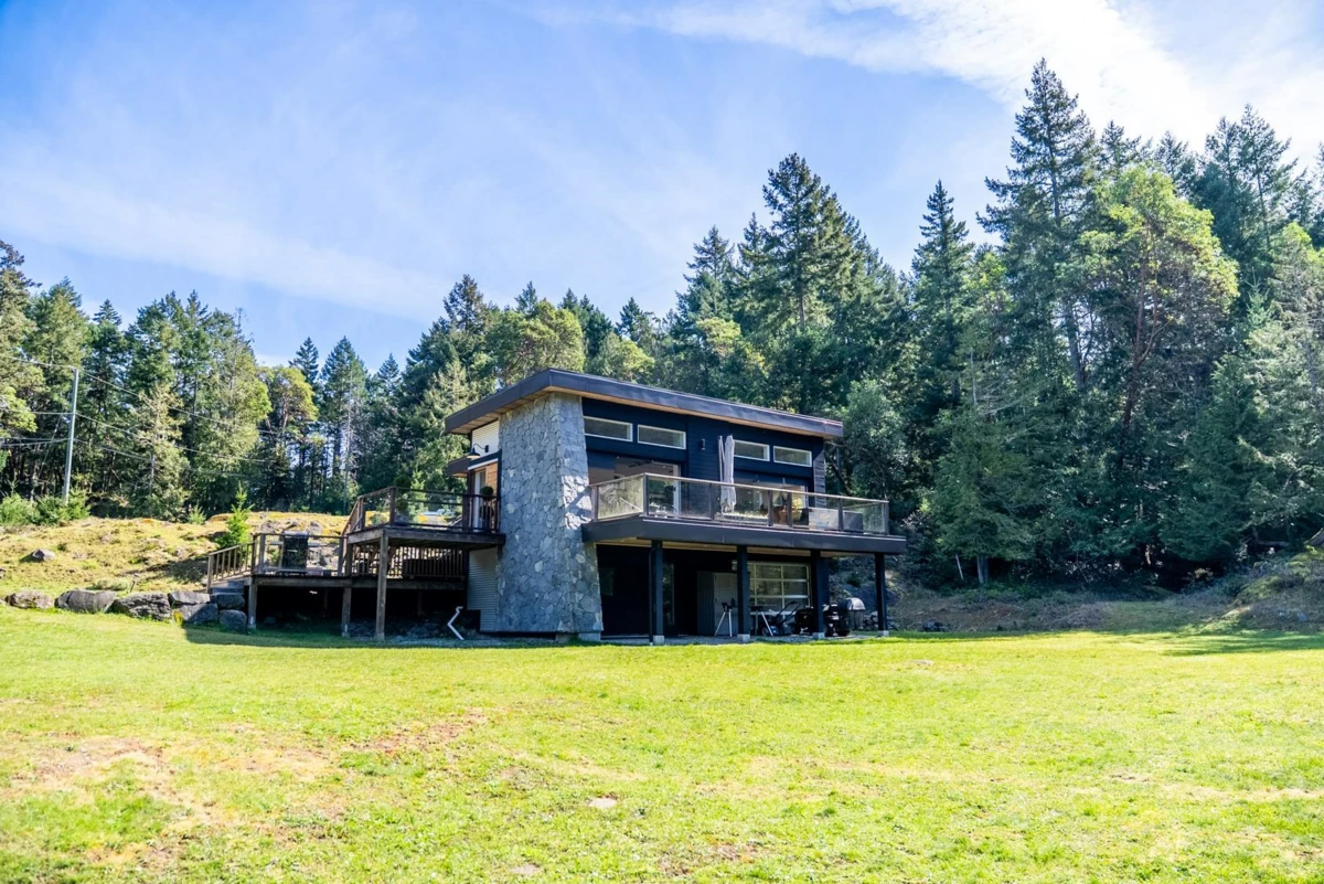 Exterior Front Photo of 5582 Hooson Road, Pender Island, BC