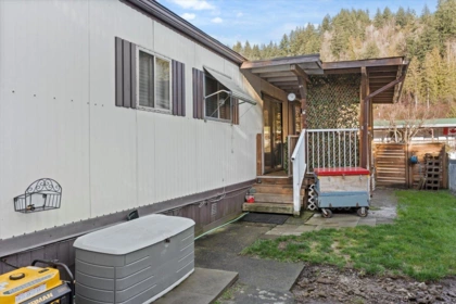 Backyard Photo of 120 46511 Chilliwack Lake Road, Sardis - Chwk River Valley, BC