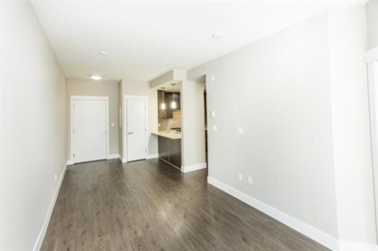 Kitchen Photo of 406 2465 Wilson Avenue, Port Coquitlam, BC