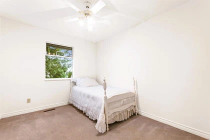 Office / Den Photo of 11077 154 Street, Surrey, BC