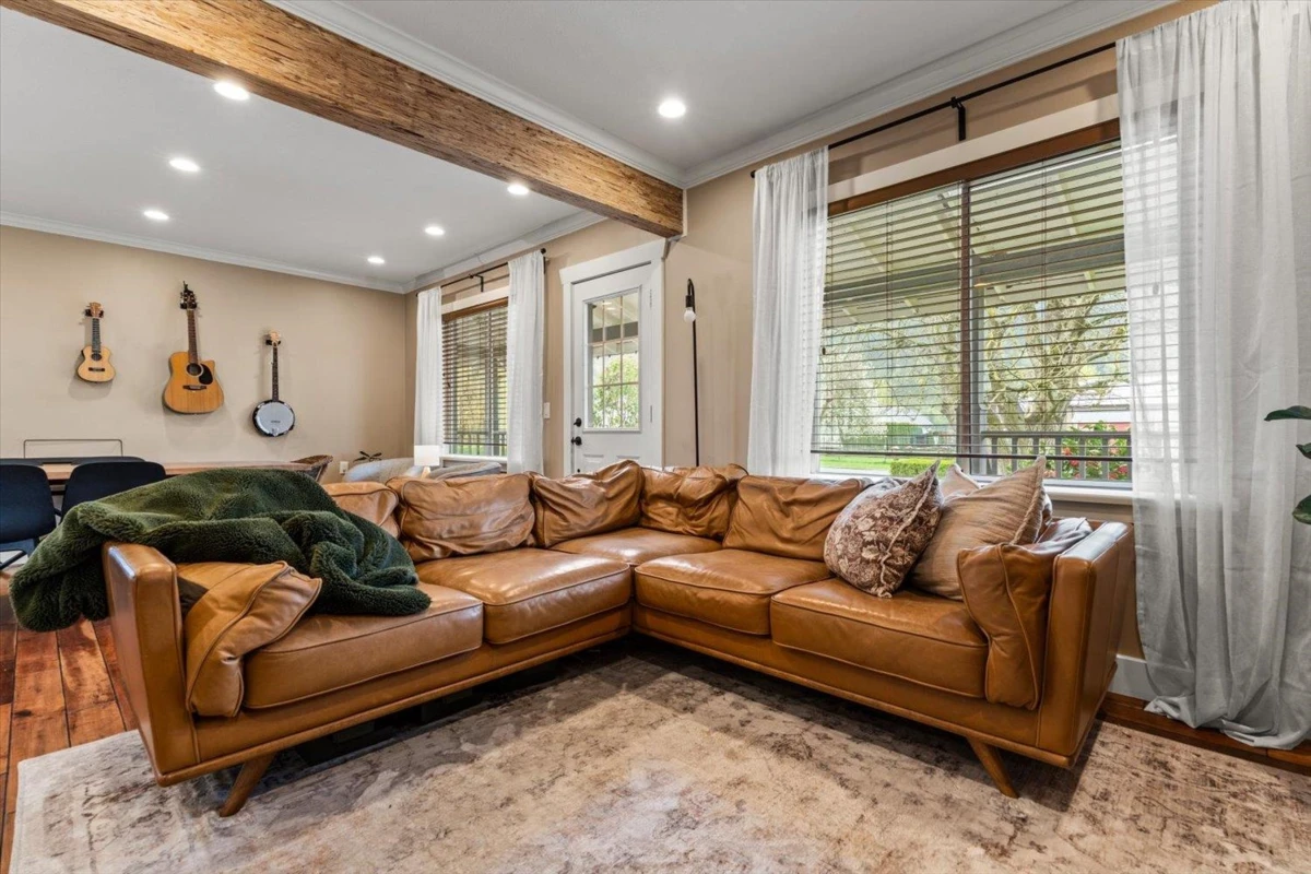 Dining Area Photo of 38611 Old Yale Road, Abbotsford, BC
