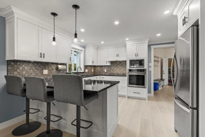 Basement Recreation Room Photo of 38611 Old Yale Road, Abbotsford, BC