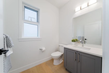 Primary Bathroom Photo of 20530 77a Avenue, Langley, BC
