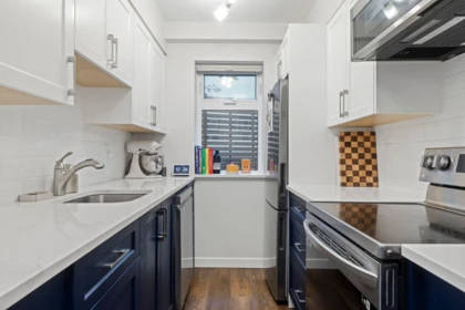 Breakfast Nook Photo of 103 1649 Comox Street, Vancouver, BC