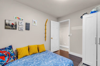 Primary Bathroom Photo of 222 7161 121 Street, Surrey, BC
