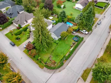 Primary Bedroom Photo of 11090 156 Street, Surrey, BC