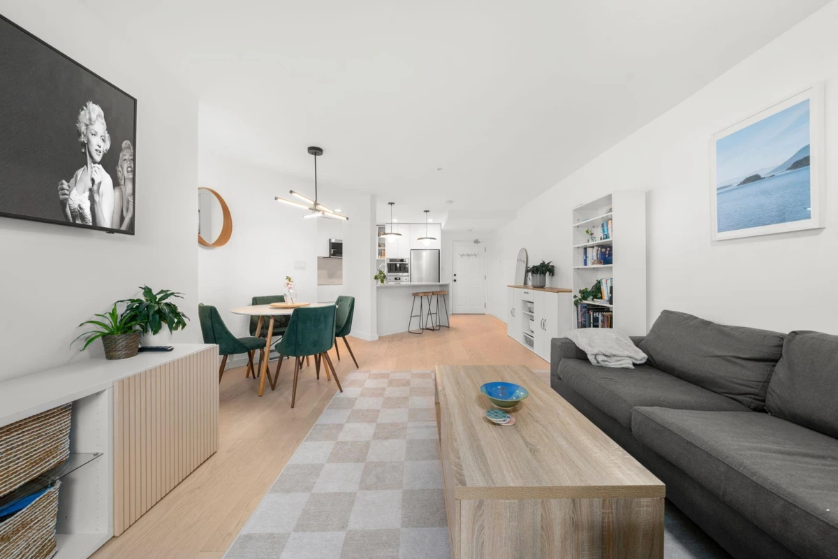 Living Room Photo of 107 2023 Franklin Street, Vancouver, BC