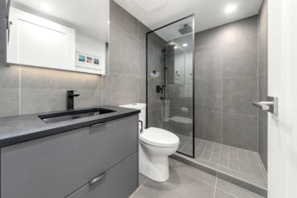 Powder Room Photo of 107 2023 Franklin Street, Vancouver, BC