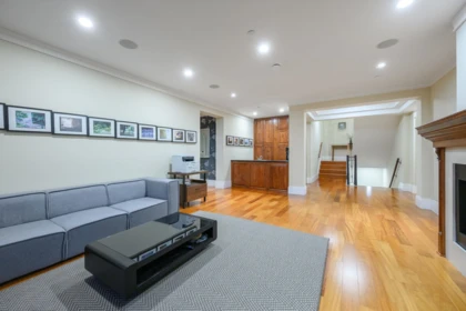 Basement Recreation Room Photo of 2420 Halston Court, West Vancouver, BC