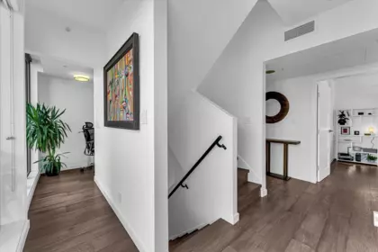 Entry Foyer Photo of PH2502 999 Seymour Street, Vancouver, BC