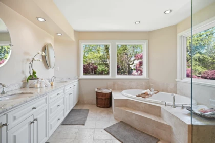 Laundry Room Photo of 9899 181 Street, Surrey, BC