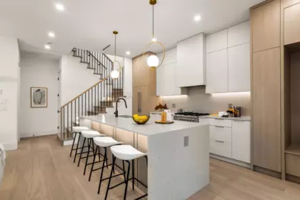 Breakfast Nook Photo of 1 3275 Graveley Street, Vancouver, BC