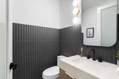 Guest Bathroom Photo of 1 3275 Graveley Street, Vancouver, BC