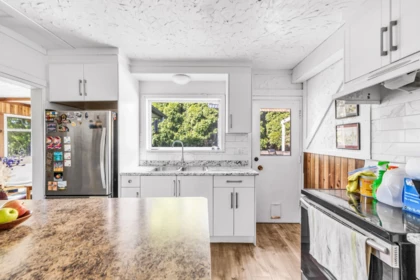 Pantry Photo of 46133 Third Avenue, Chilliwack, BC