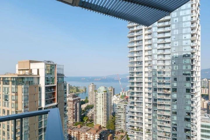 Living Room Photo of 3708 1283 Howe Street, Vancouver, BC