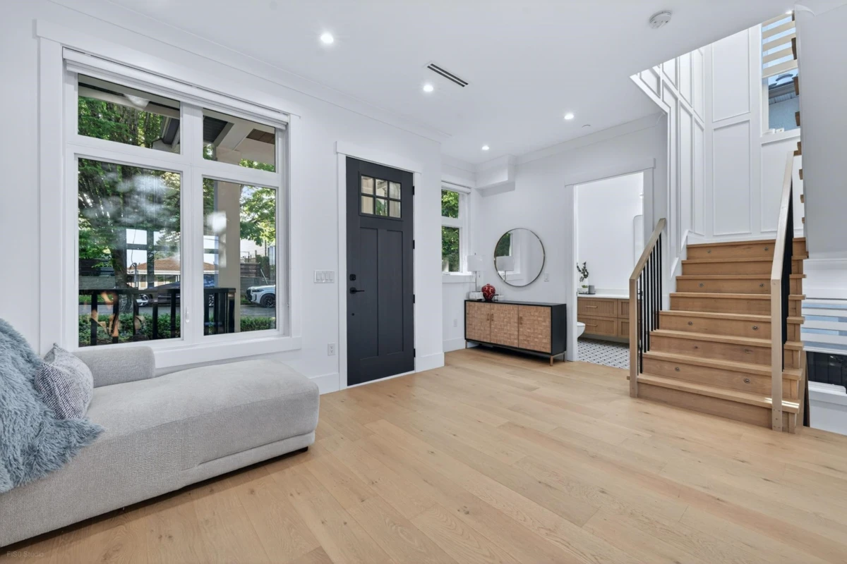 Family Room Photo of 4990 Sherbrooke Street, Vancouver, BC