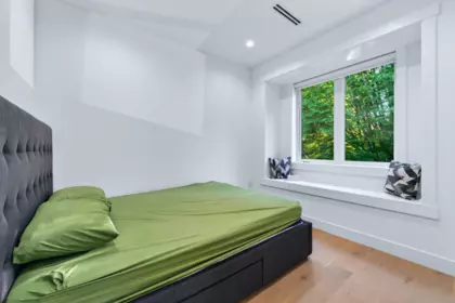 Guest Bathroom Photo of 4990 Sherbrooke Street, Vancouver, BC