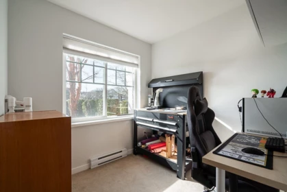 Guest Bathroom Photo of 6 7348 192a Street, Surrey, BC