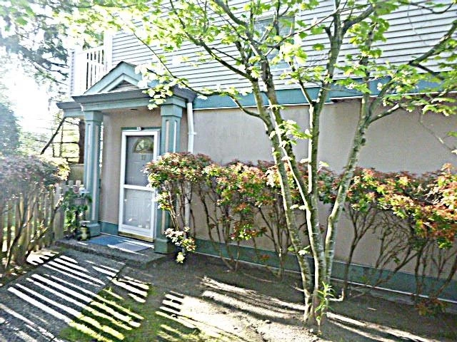 Family Room Photo of 17 22800 Windsor Court, Richmond, BC