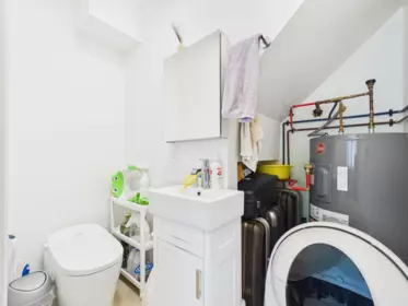 Walk-In Closet Photo of 4191 Tyson Place, Richmond, BC