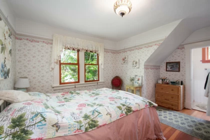 Laundry Room Photo of 1560 Macgowan Avenue, North Vancouver, BC