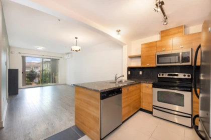 Kitchen Photo of 207 6688 120 Street, Surrey, BC