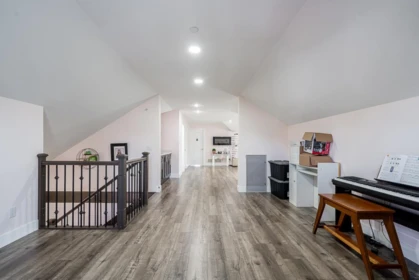 Entry Foyer Photo of 21528 Donovan Avenue, Maple Ridge, BC