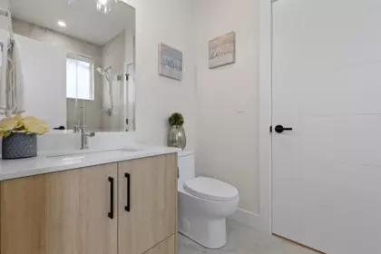 Entry Foyer Photo of 20166 82 Avenue, Langley, BC