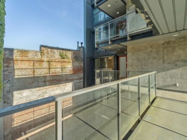 Hot Tub / Spa Photo of 403 71 E Pender Street, Vancouver, BC