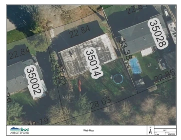 Swimming Pool Photo of 35014 High Drive, Abbotsford, BC