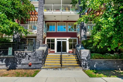 Swimming Pool Photo of 318 2477 Kelly Avenue, Port Coquitlam, BC