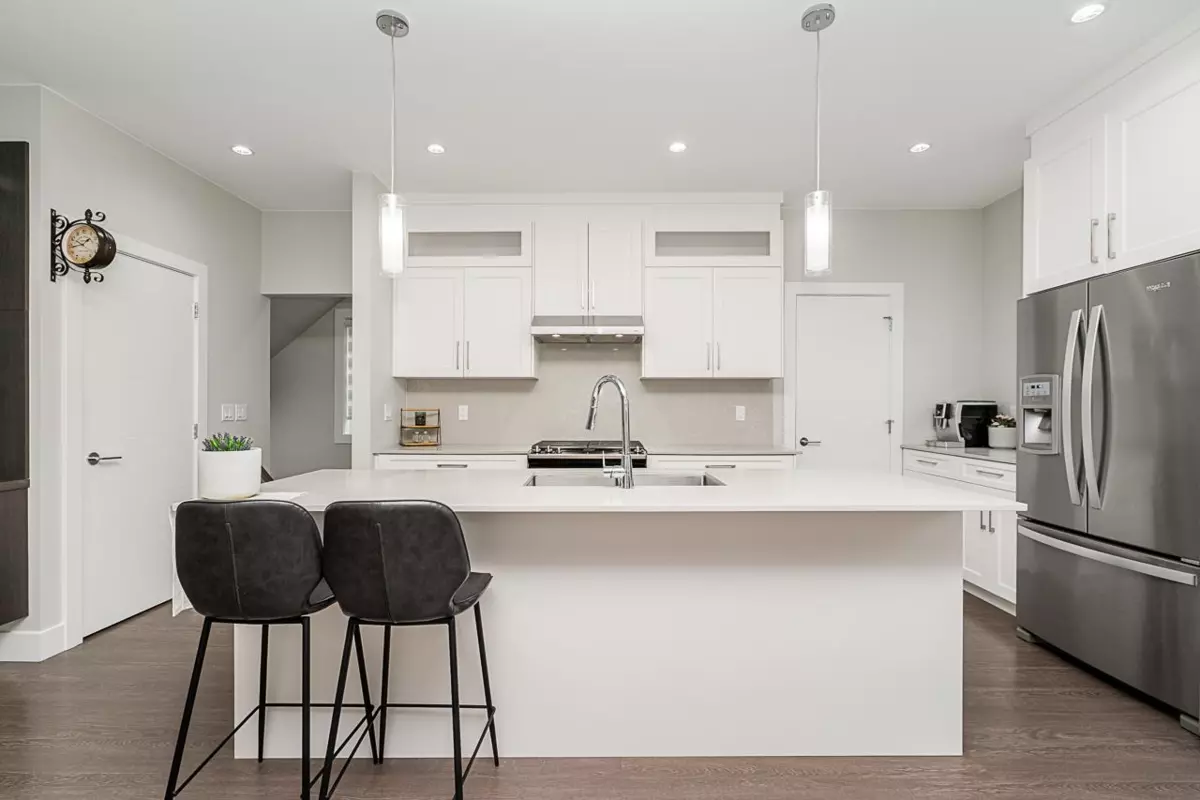 Dining Area Photo of 59 19501 74 Avenue, Surrey, BC