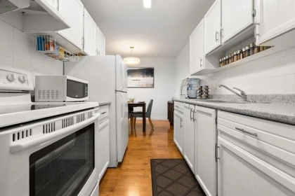 Kitchen Island Photo of 309 1444 Martin Street, White Rock, BC