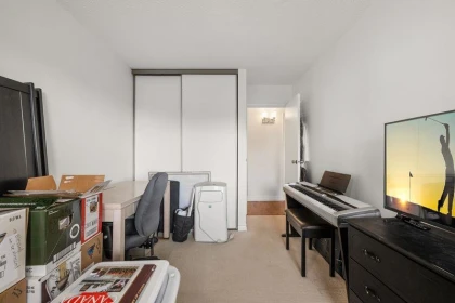 Loft / Bonus Room Photo of 309 1444 Martin Street, White Rock, BC