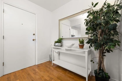 Powder Room Photo of 309 1444 Martin Street, White Rock, BC