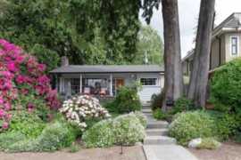 322 E 25th Street, North Vancouver, BC