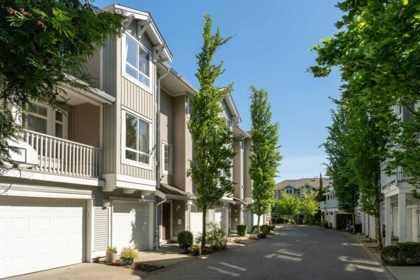 Swimming Pool Photo of 17 15068 58 Avenue, Surrey, BC