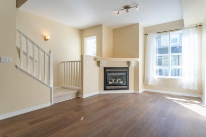 Walk-In Closet Photo of 17 15068 58 Avenue, Surrey, BC