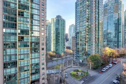 Outdoor Patio Photo of 601 738 Broughton Street, Vancouver, BC