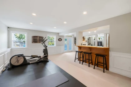 Swimming Pool Photo of 17087 104a Avenue, Surrey, BC