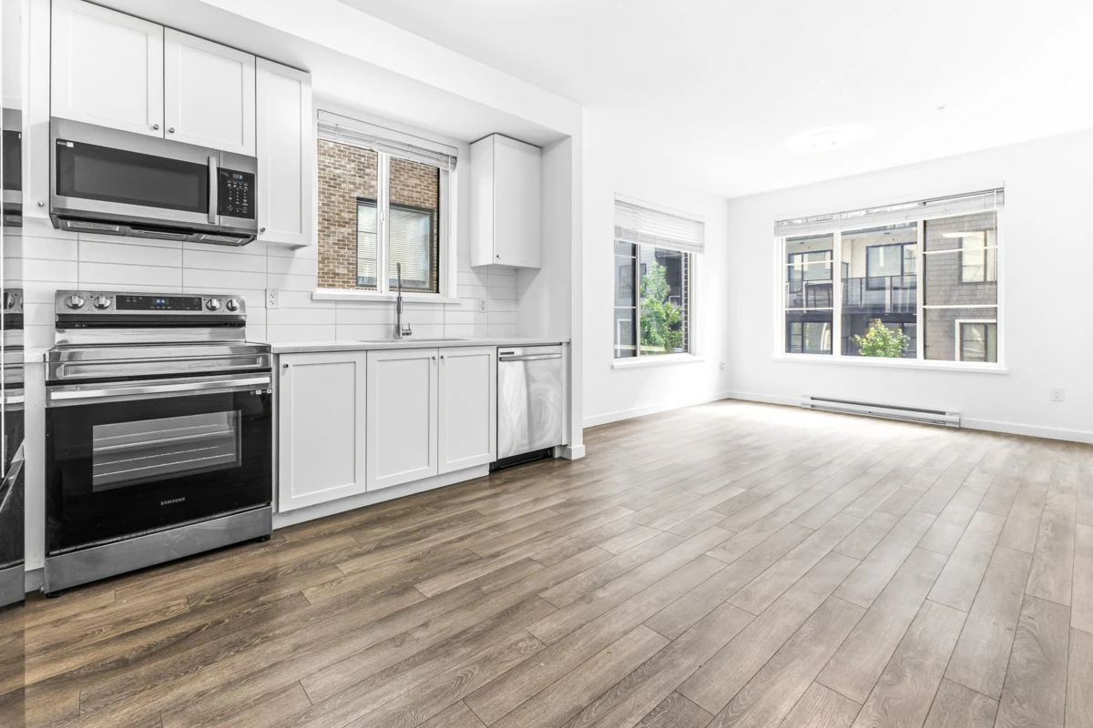 Dining Area Photo of 206 15815 85 Avenue, Surrey, BC