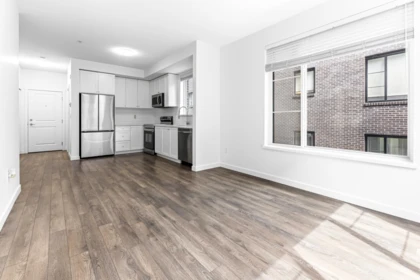 Kitchen Photo of 206 15815 85 Avenue, Surrey, BC
