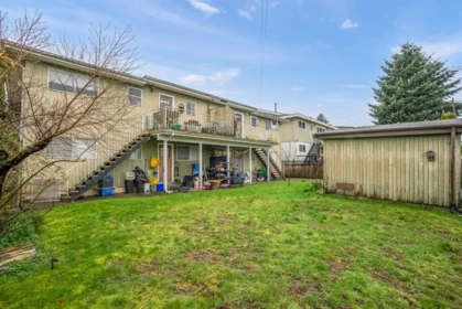 Fitness Center Photo Near 3963 - 3965 Gilpin Street, Burnaby, BC