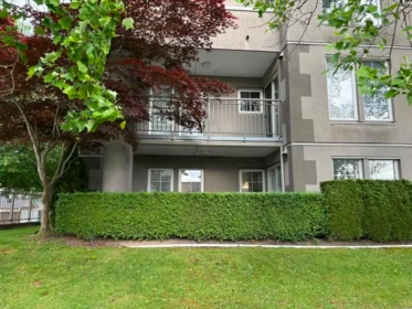 Walk-In Closet Photo of 105 1669 Grant Avenue, Port Coquitlam, BC