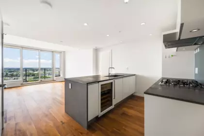 1705 8588 Cornish Street, Vancouver, BC, Vancouver — Apartment/Condo for sale