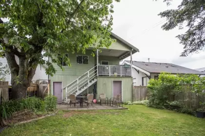 Swimming Pool Photo of 1976 Warwick Avenue, Port Coquitlam, BC