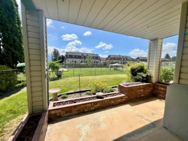 Outdoor Deck Photo of 104 46966 Yale Road, Chilliwack, BC