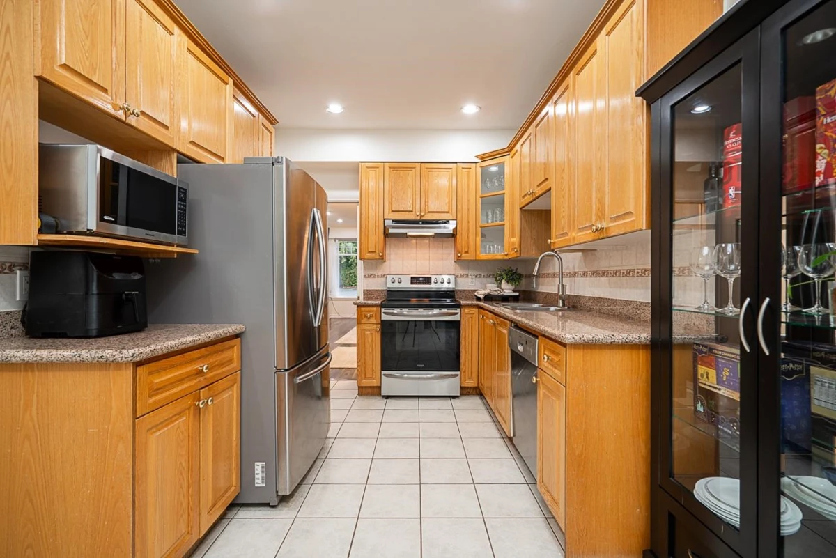 Family Room Photo of 7408 18th Avenue, Burnaby, BC