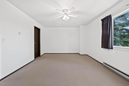Bedroom 3 Photo of 42 3151 Springfield Drive, Richmond, BC